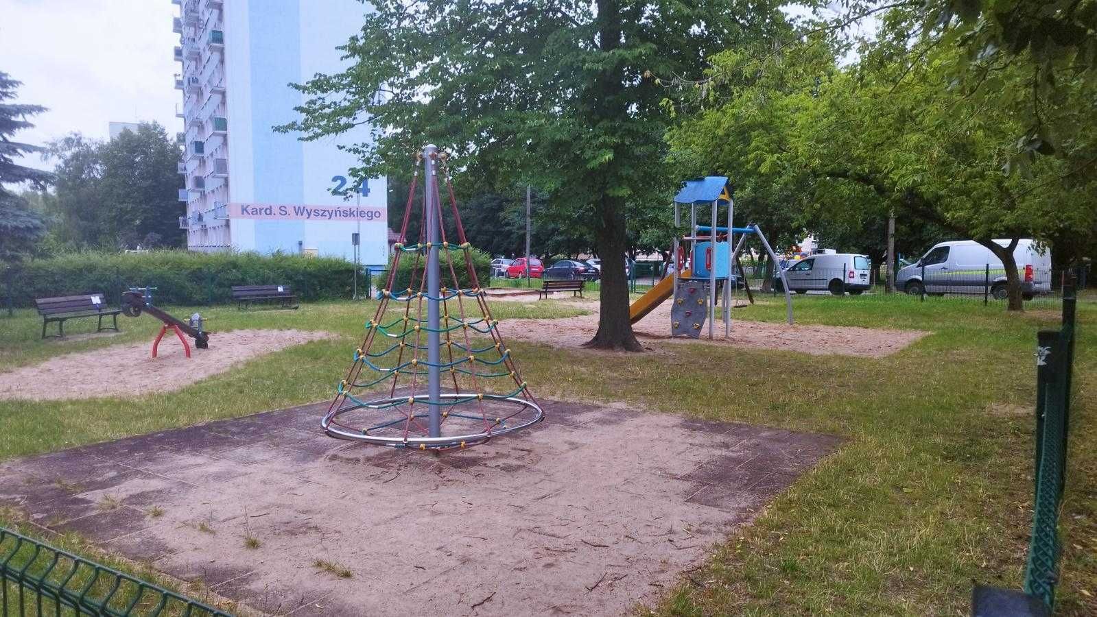 Sprzedam mieszkanie 3 pokoje Wyszyńskiego 26