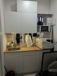 Szafki kuchenne ikea biale z gałkami zlew kran zestaw