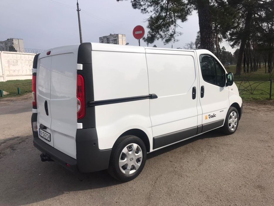 Аренда грузового Renault Trafic 2014 / Прокат грузового автомобиля