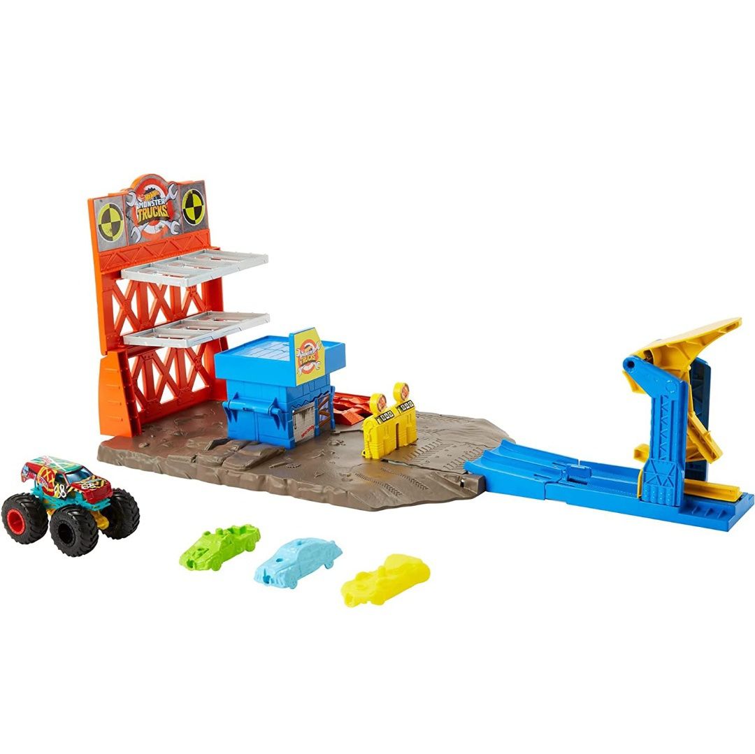 Ігровий набір Hot Wheels Monster Trucks Пригоди на станції