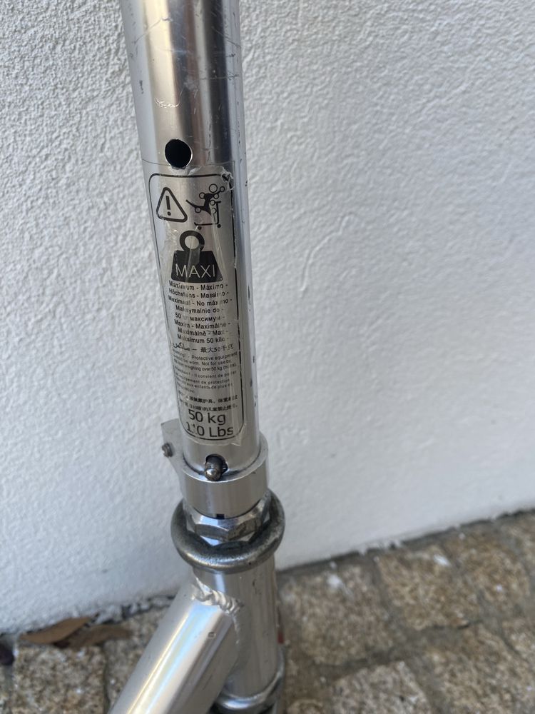 Trotinete ajudtavel Oxelo