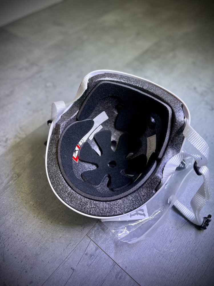 Kask Kali Rozmiar XS 48-54 cm Nowy Snowboard Rower Deskolrolka
