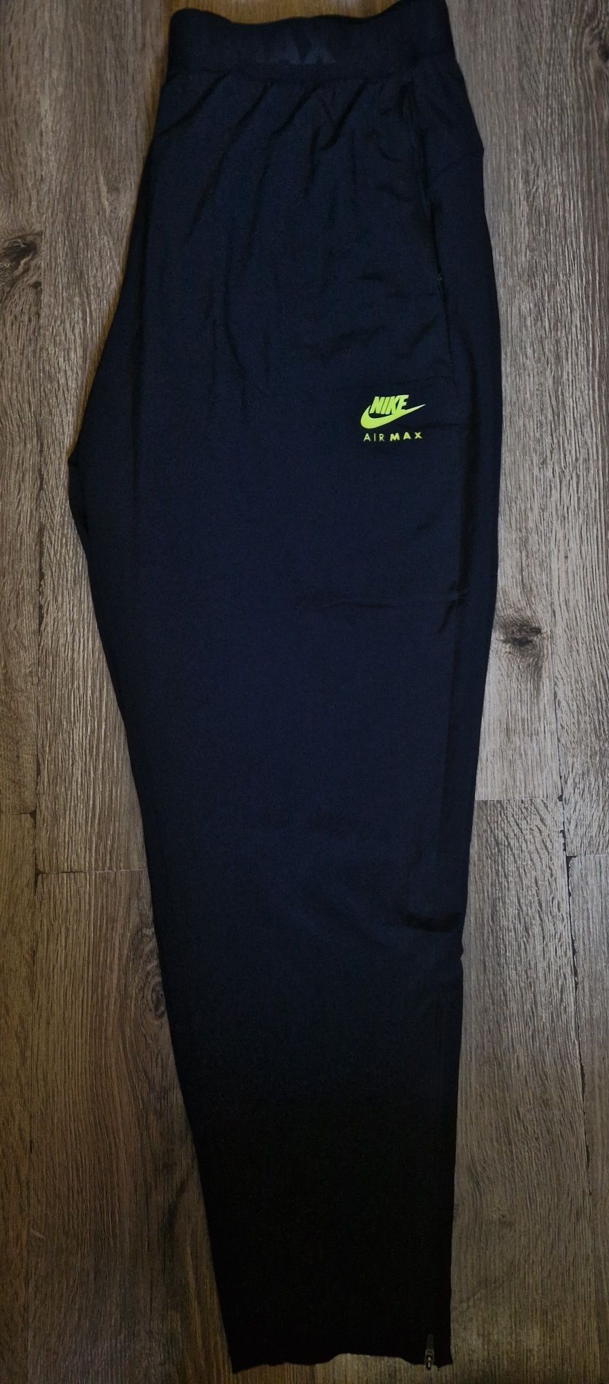 Spodnie Nike Air Max roz.XL stan nowe