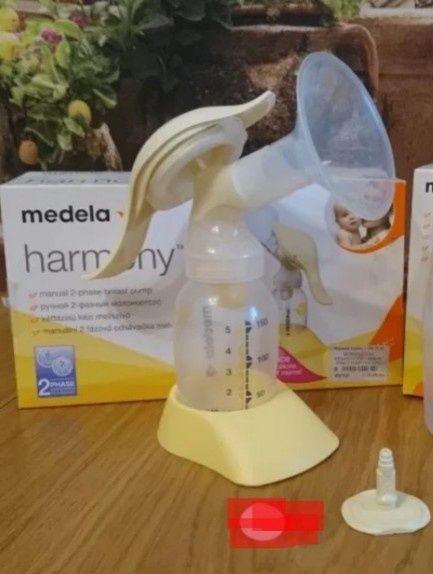 Молокоотсос Medela + поршень