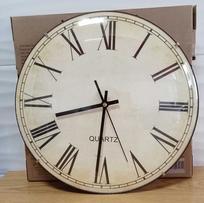 RELÓGIO DE PAREDE QUARTZ – ELEGÂNCIA CLÁSSICA PARA SEU ESPAÇO