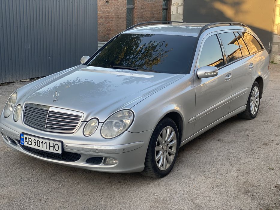 Mercedes-Benz E-Class 2005