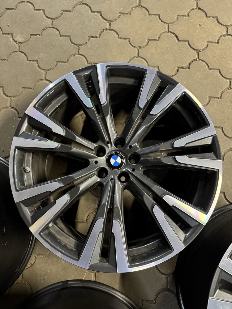 Диски б.у Original BMW X7 5.112 R22 ET32 9.5J ET43 10.5J 4 шт