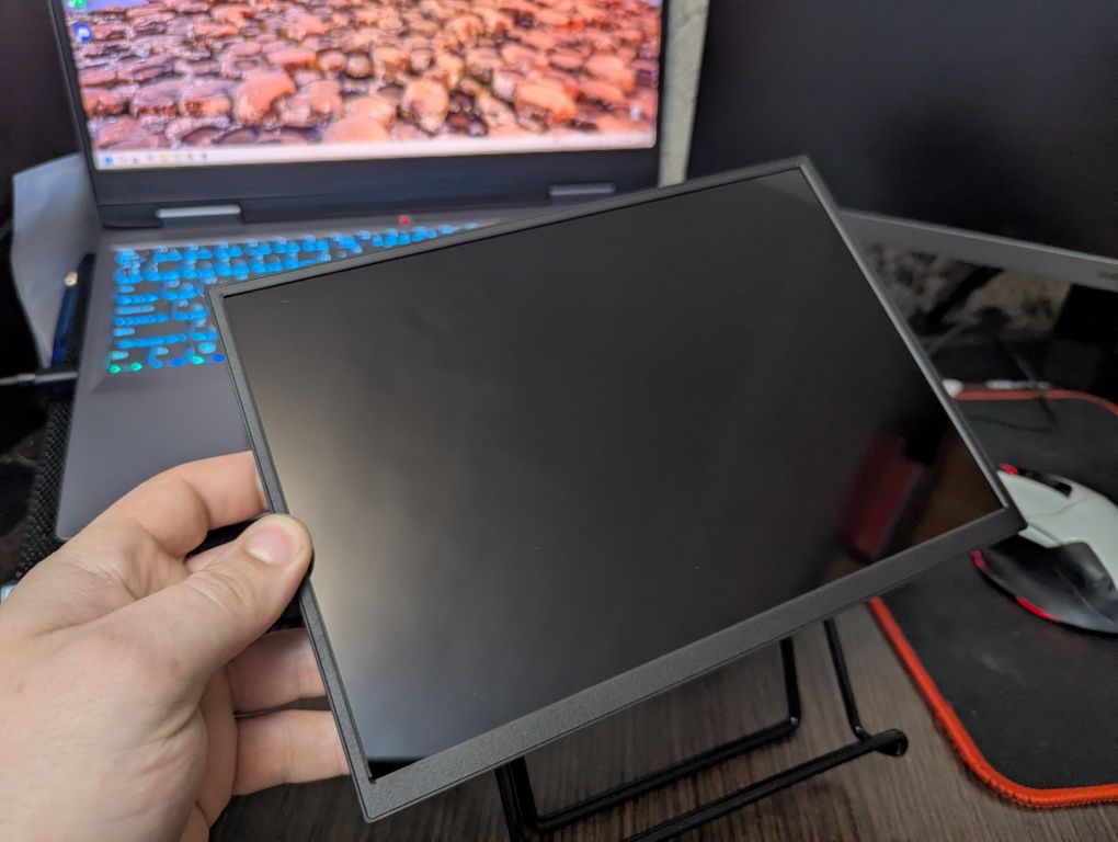 Портативний монітор 10,5" Zsus