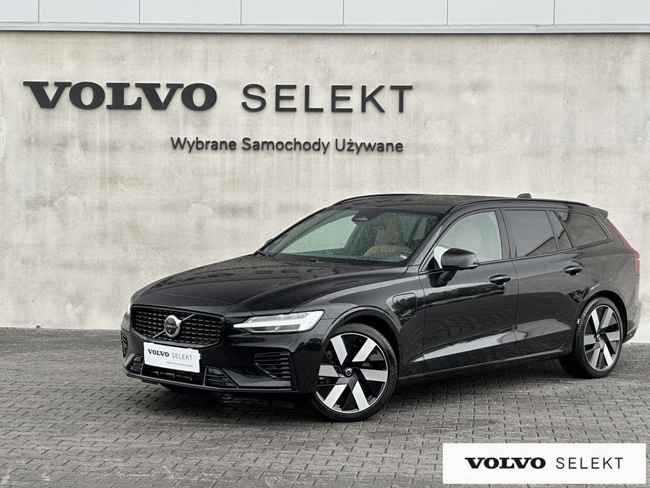Volvo V60 V60 T6 AWD Plug-In Hybrid Ultra Dark aut