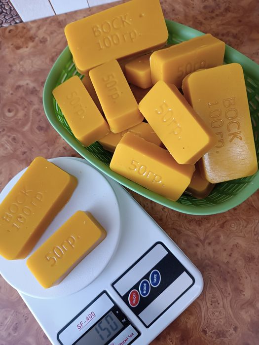 Віск бджолиний забрусний