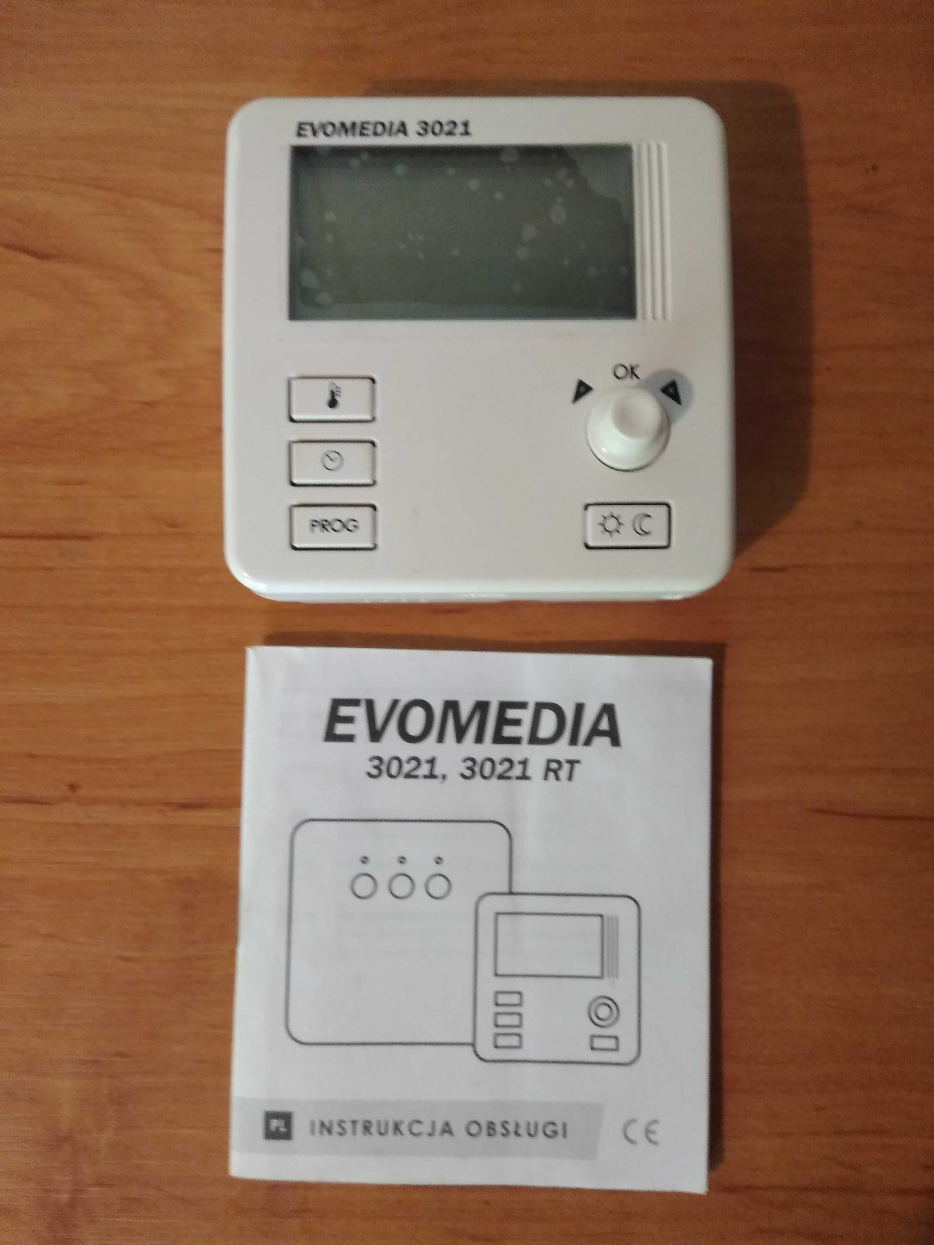 Przewodowy regulator temperatury EVOMEDIA 3021