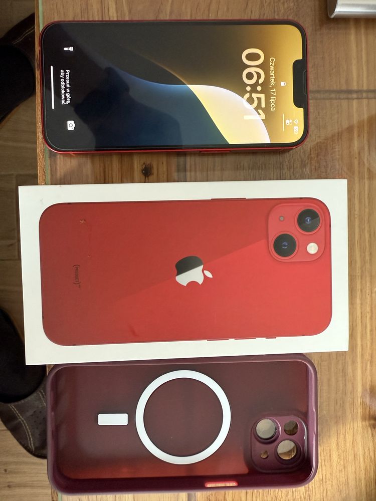 Iphone 13 z org pudelkiem+2 obudowy i 2 szkla hartowane