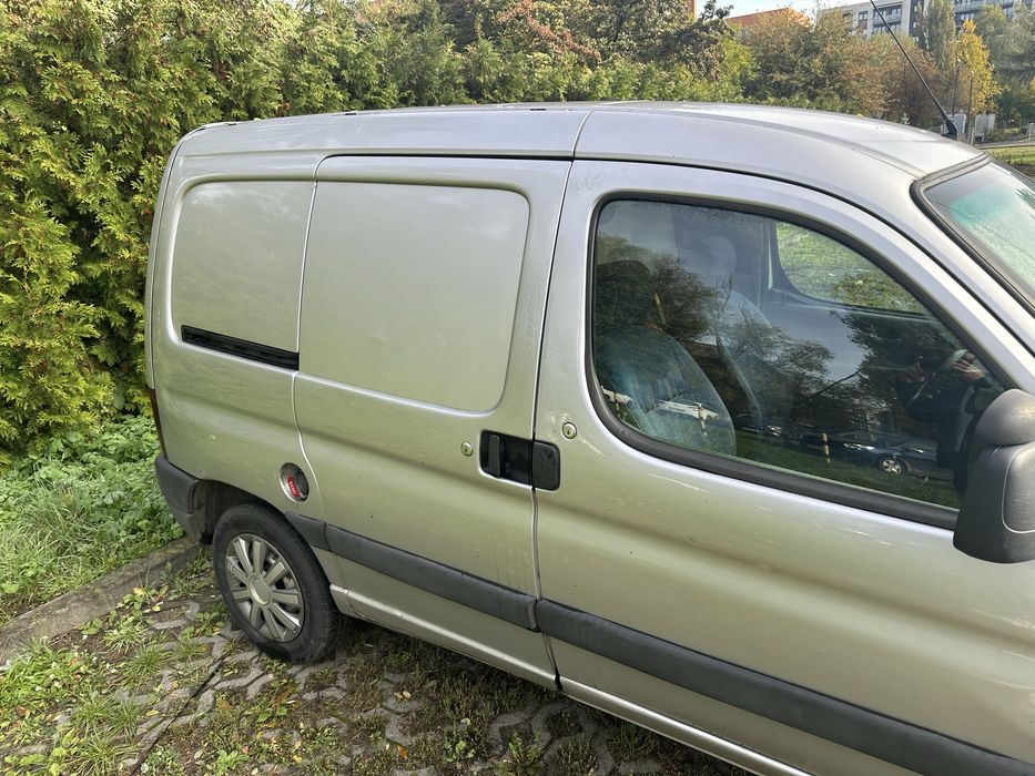 Peugeot Partner 2000 1.9 diesel izoterma nowy przegląd i oc