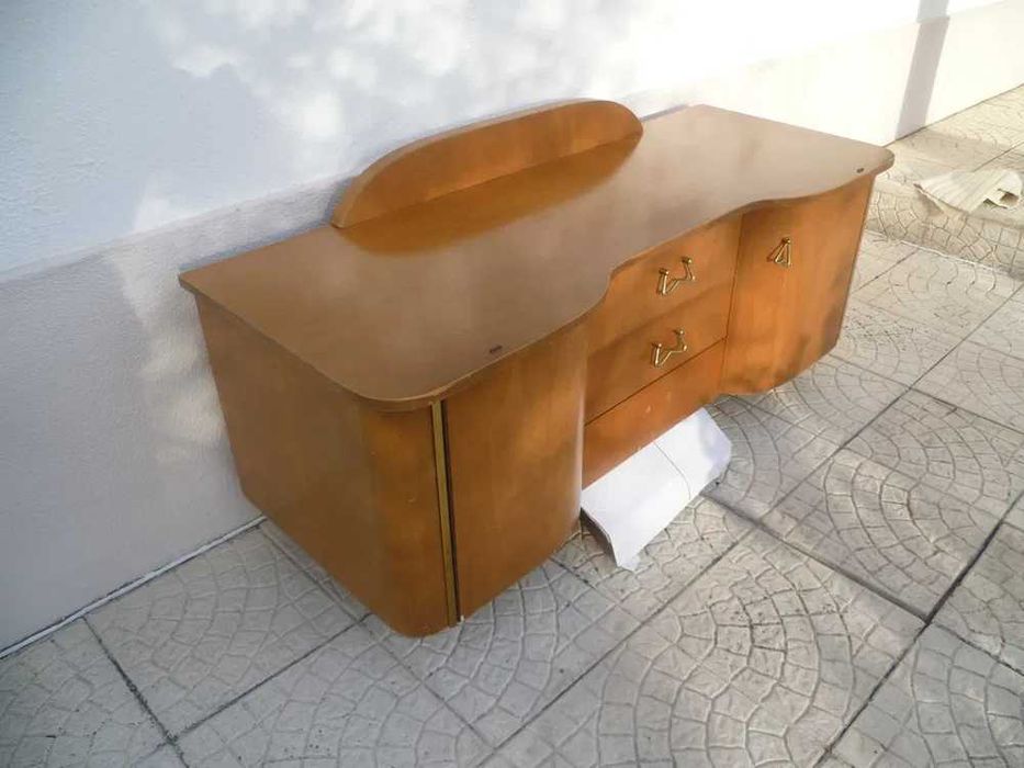 Cómoda em madeira clara vinda da Alemanha VINTAGE dos anos 1960