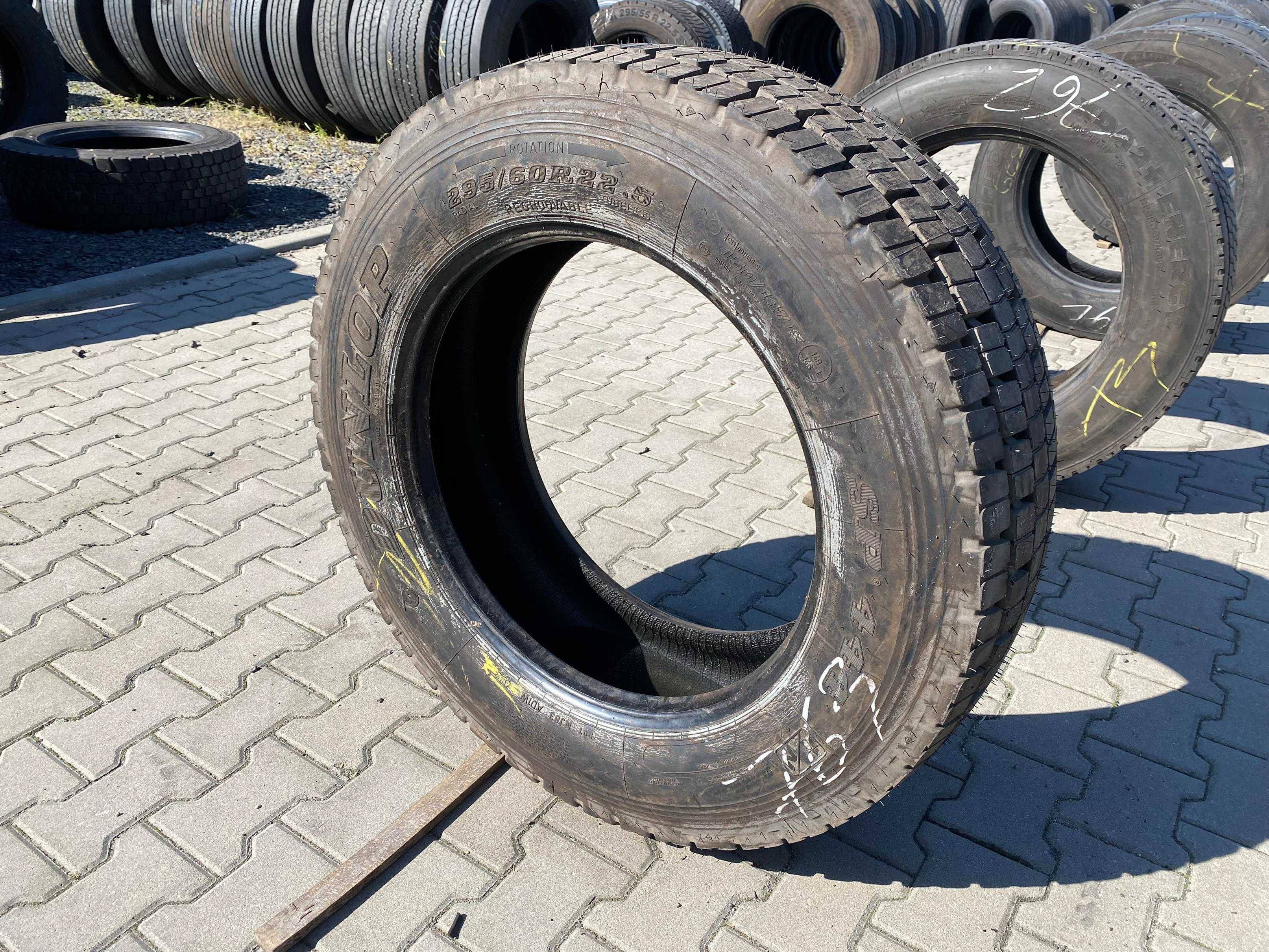 Opona 295/60R22.5 DUNLOP SP444 Napędowa 100% Bieżnika