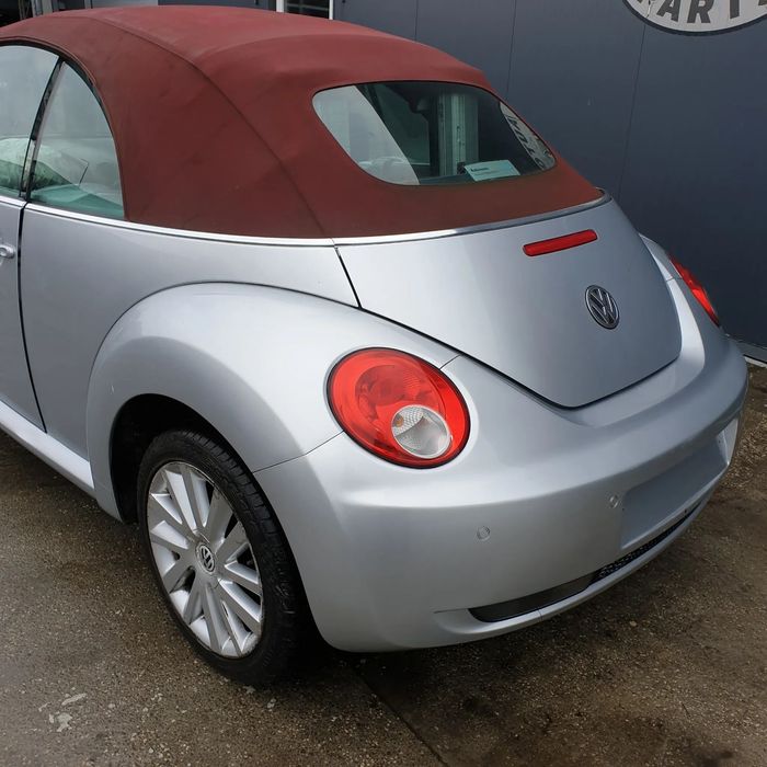 VW NEW BEETLE LIFT CABRIO KLAPA BAGAZNIKA LA7W