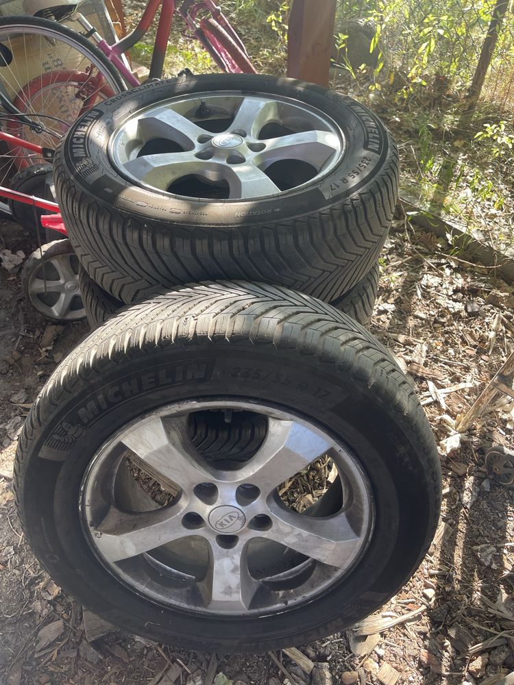 Komplet kół Kia Sportage - felgi alu 17” + Michelin CrossClimate2 2024