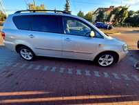 Toyota Avensis Verso 2.0 D4D diesel 2003 r.  7 osobowa