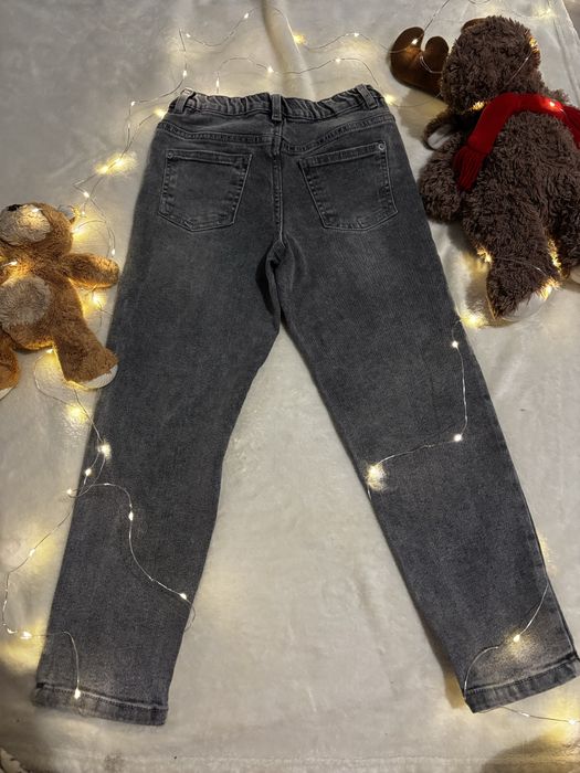 Сірі джинси на хлопчика 128 см
