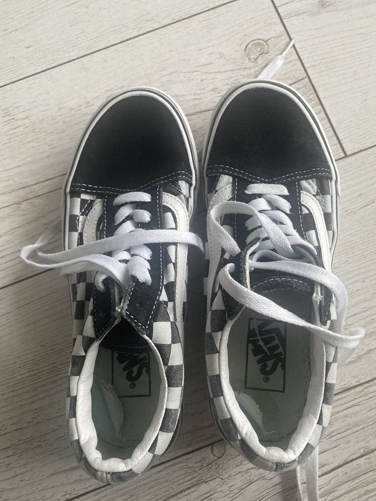 Vans’y w szachownicę