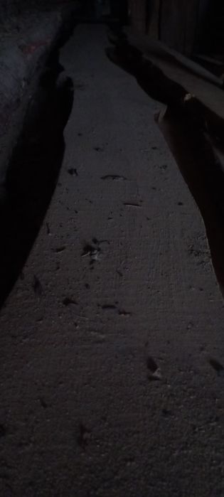 Суха необрізна дошка