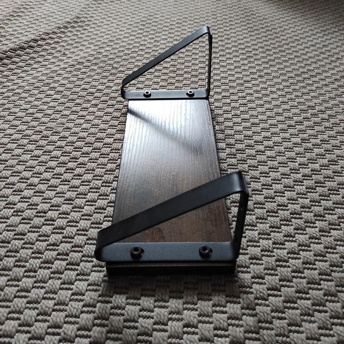 Pólka rustykalna loft