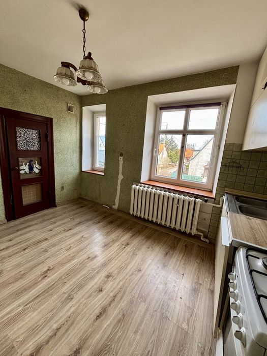 Mieszkanie z ogrodem i sadem na obrzeżach miasta