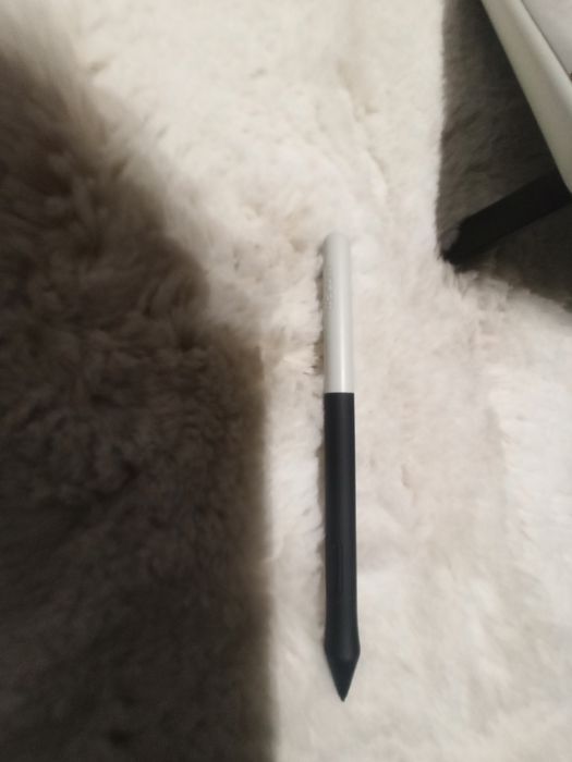 Tablet graficzny Wacom® One Creative Pen Display z wyświetlaczem
