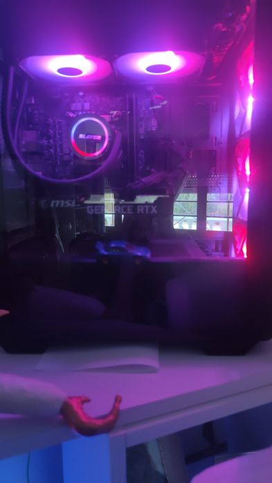 Vendo ou Troco PC Gaming com monitor, teclado e rato