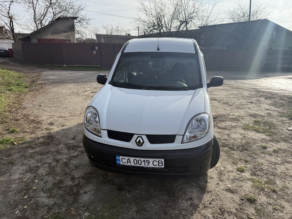 Рено кенго в хорошому стані