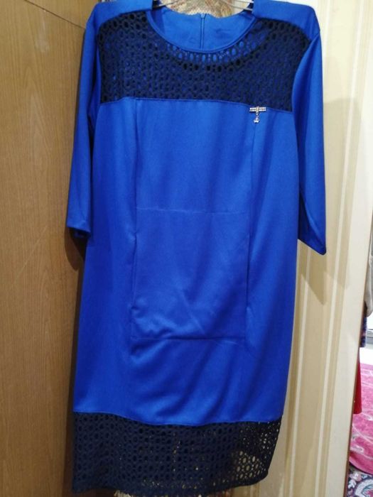 Платье синее нарядное можно на каждый день