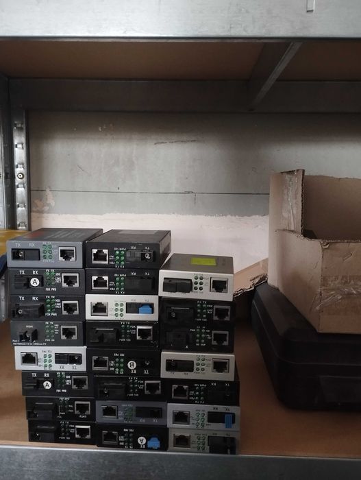 Медіаконвертеры 1310/1550 100мГб в хорошим состояние !