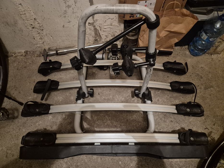 Bagażnik rowerowy na hak. Uchylny.