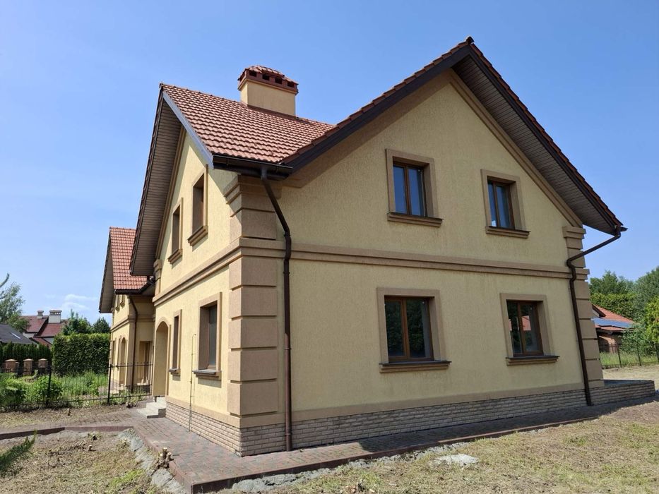 Будинок- дуплекс, КМ«Золоче», с.Вишеньки