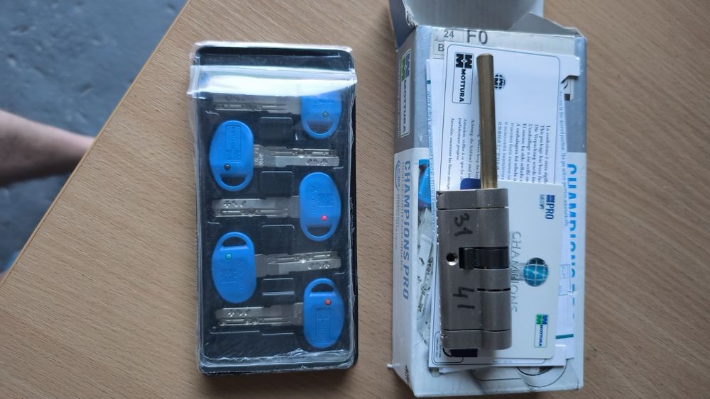Циліндр MOTTURA Champions Pro CP4P 72T (41*31T)