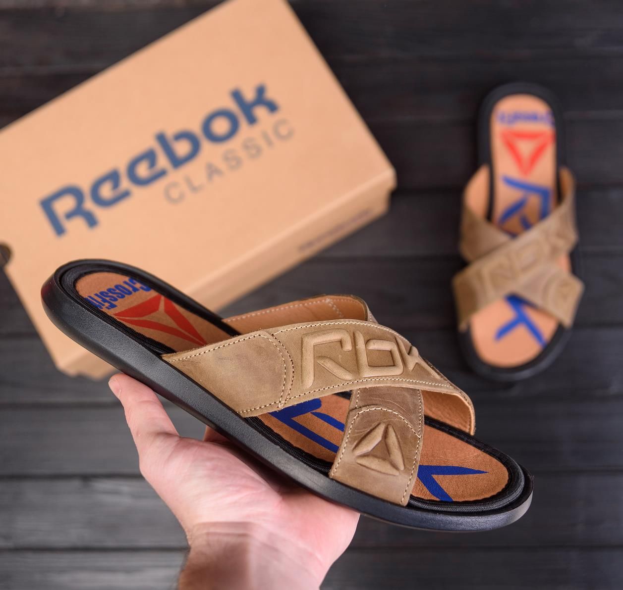 Мужские шлепанцы кожаные коричневые, шлепки на лето Reebok
