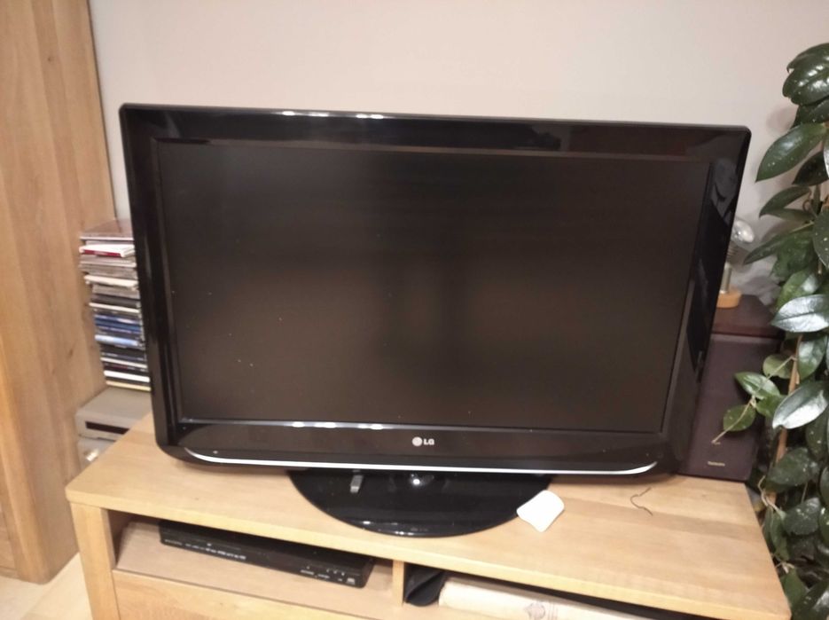 telewizor LG 37"