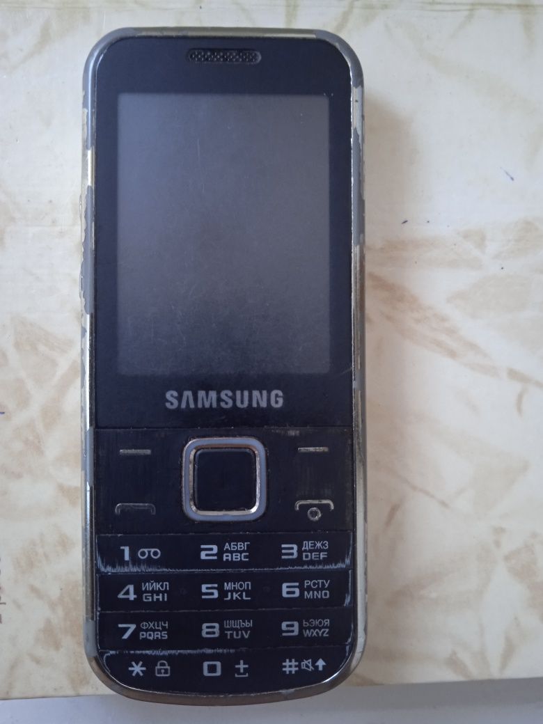 Телефон Самсунг А3530