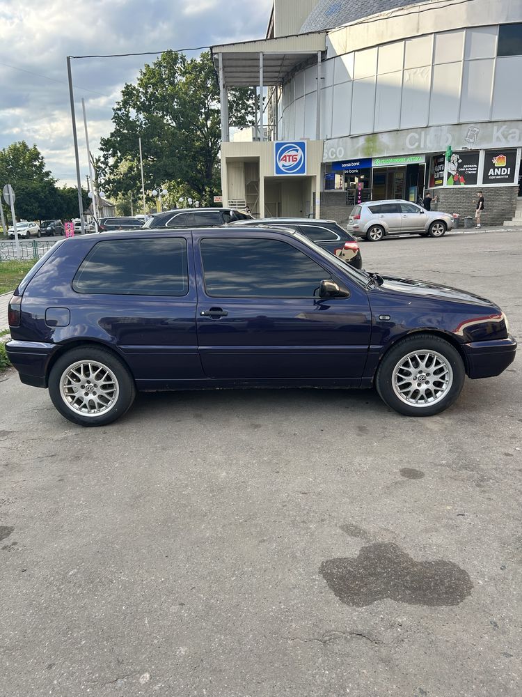 Volkswagen Golf 1995 III покоління/Тур 1Н • 1.6 МТ (101 к.с.)