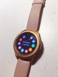 Samsung Galaxy Watch R810 42mm gold
SM