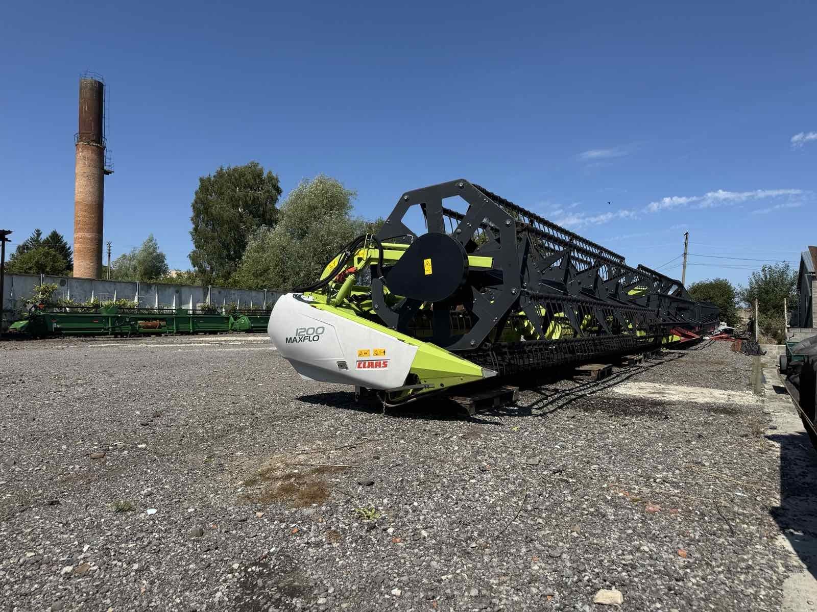 Жатка Claas MaxFlo 12m 2015року. Стан нової  жатки свіжа з європи