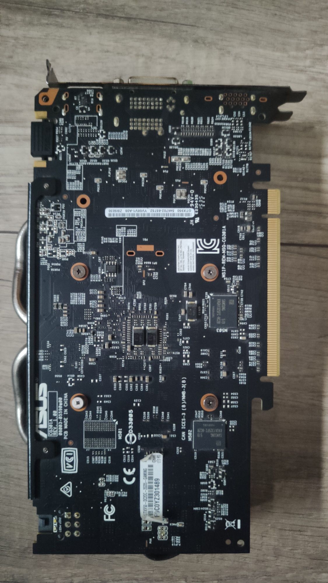 Karta graficzna ASUS Strix GeForce GTX 950 (uszkodzona)