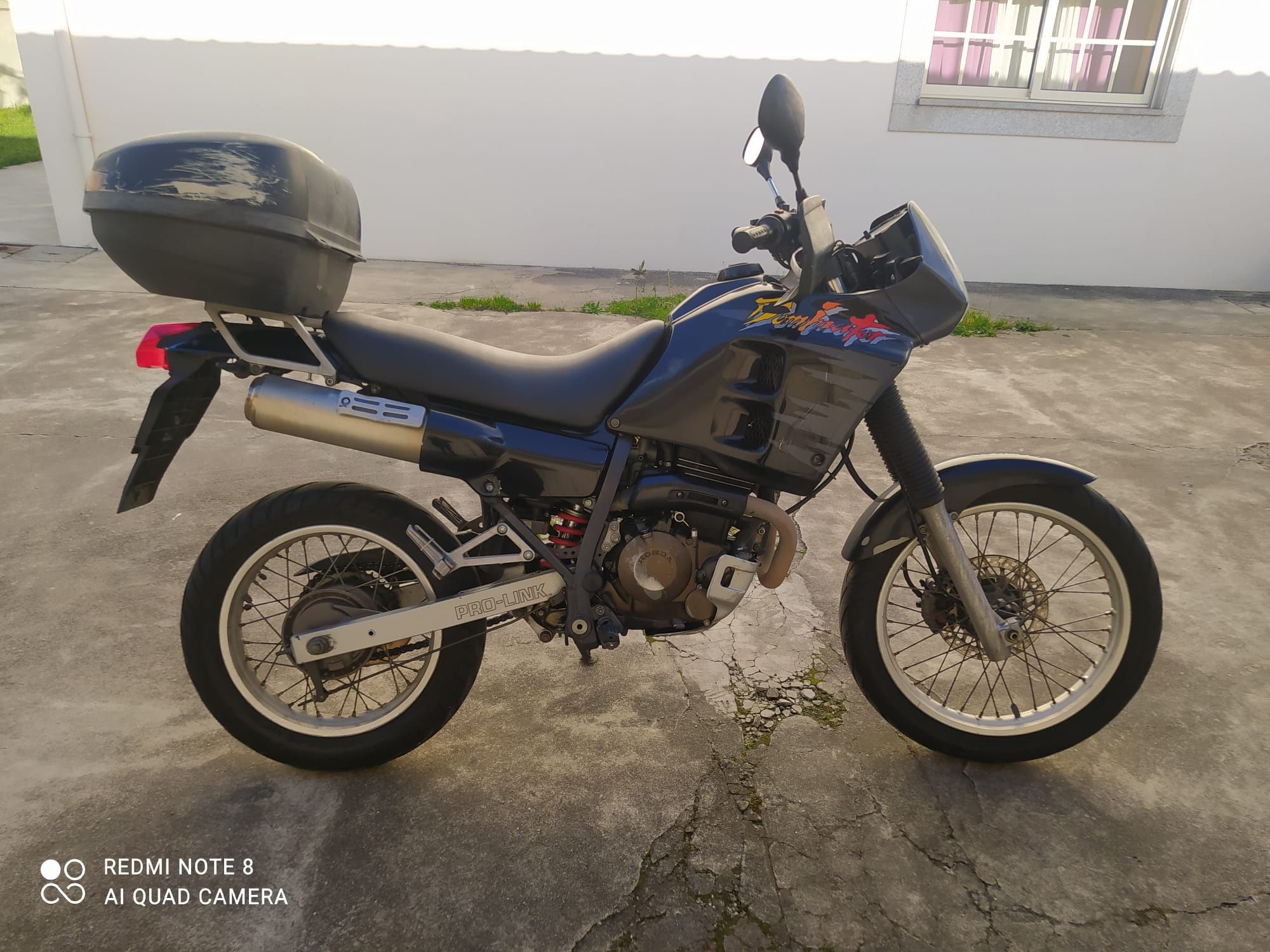 Honda NX250 Dominator