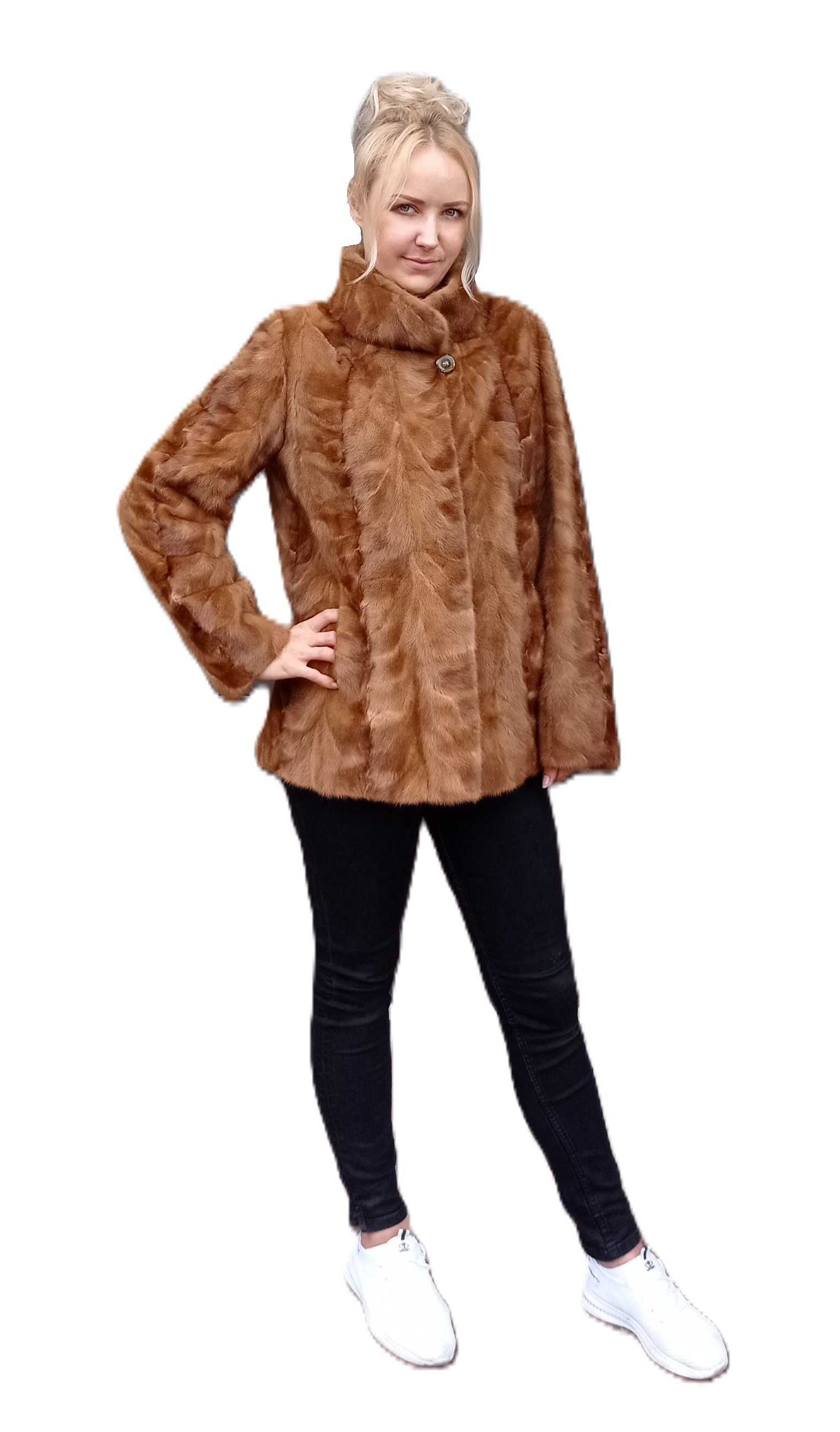 Kurtka damska wykonana z naturalnego futra norek. Model Elisa