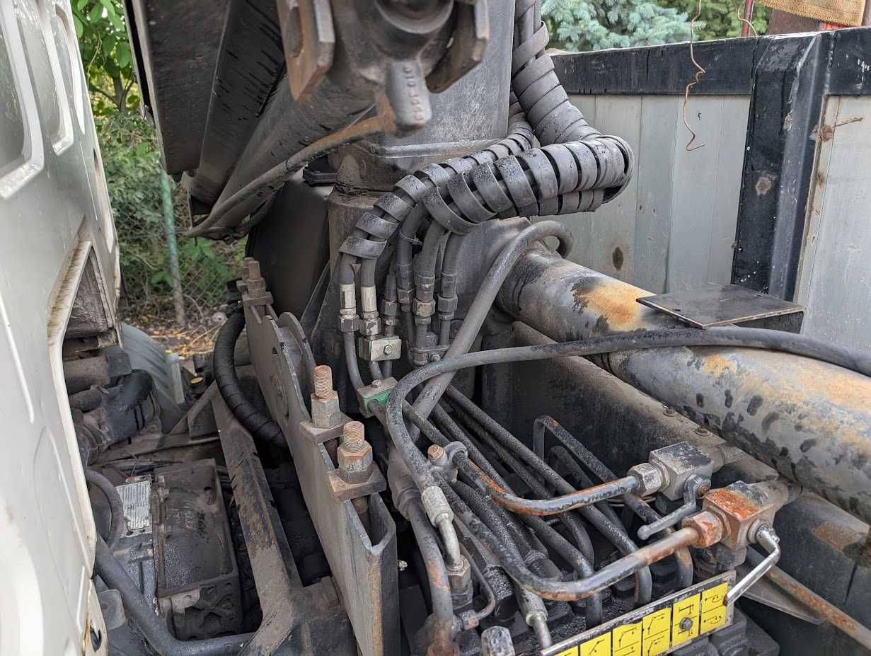 Żuraw Hiab 070 HDS (palfinger fassi hmf atlas)