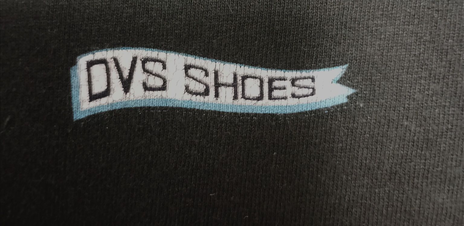 Футболка DVS SHOES