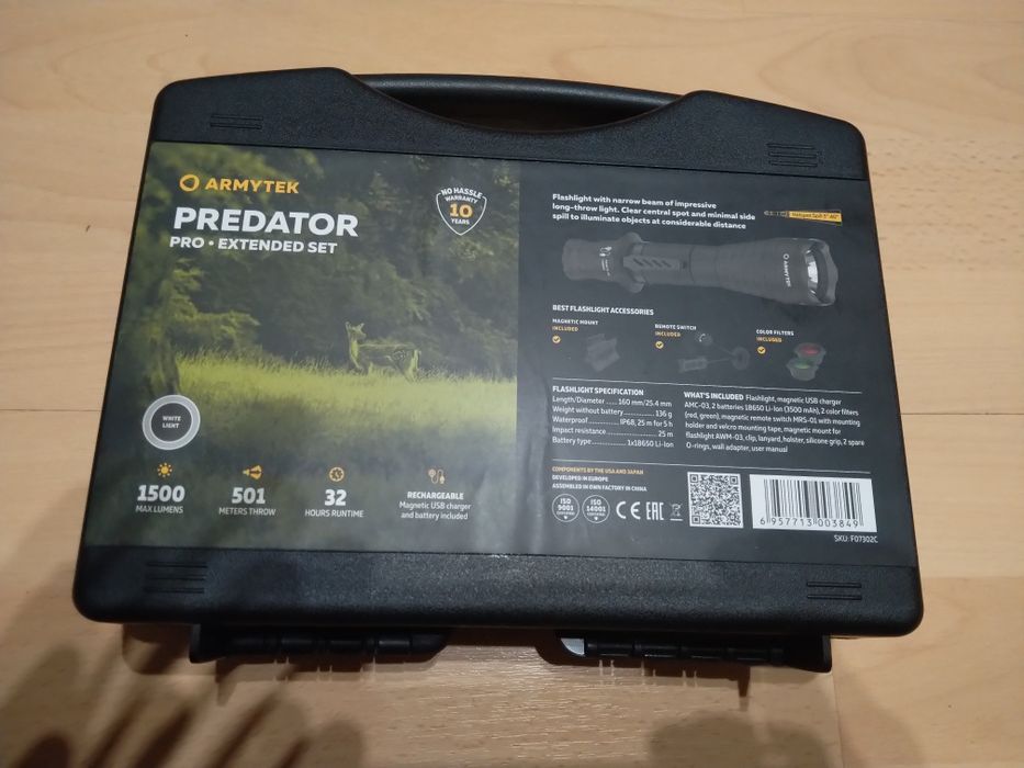Zestaw latarka Armytek Predator Pro Extended Set Warm