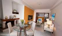 Apartamento T3 com varanda. Junto à cidade