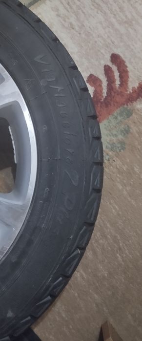 Зимові шини майже нові Premiorri Via Maggiore Z Plus 215/60R17 96H