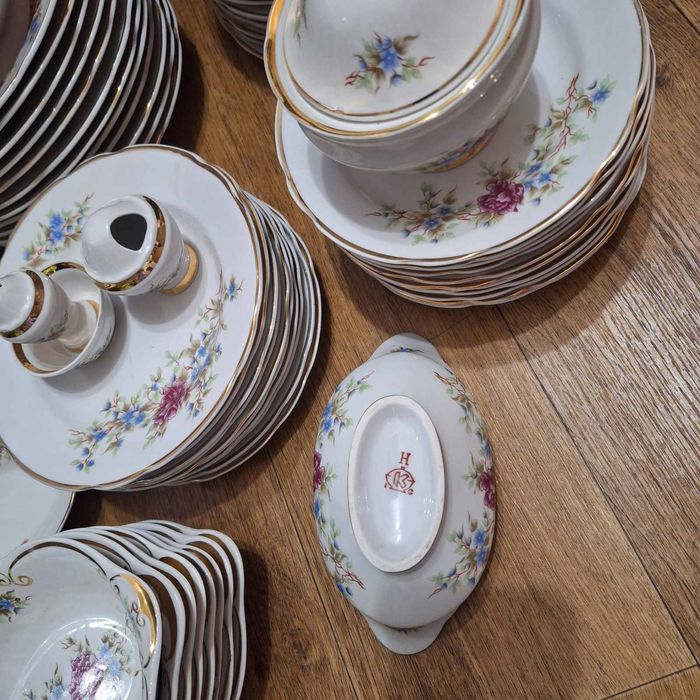 Фарфоровой сервіз столовий